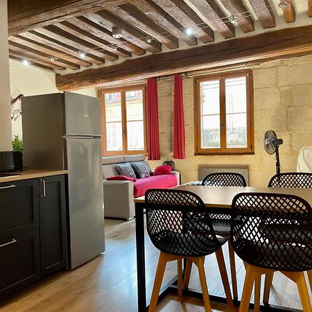 Appartements Chez Delphine Et Guillaume Au Coeur De Semur En Auxois Dış mekan fotoğraf