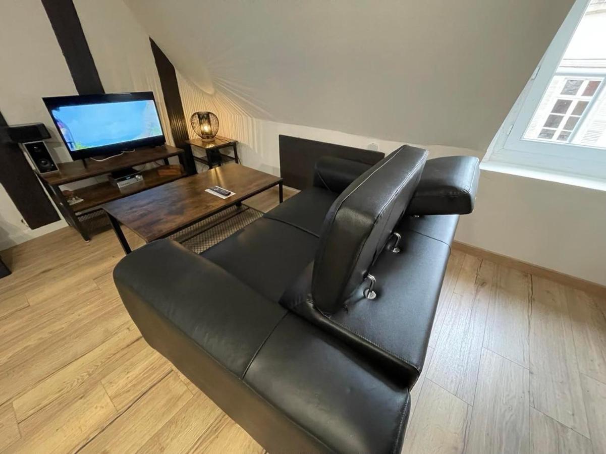 Appartements Chez Delphine Et Guillaume Au Coeur De Semur En Auxois Dış mekan fotoğraf
