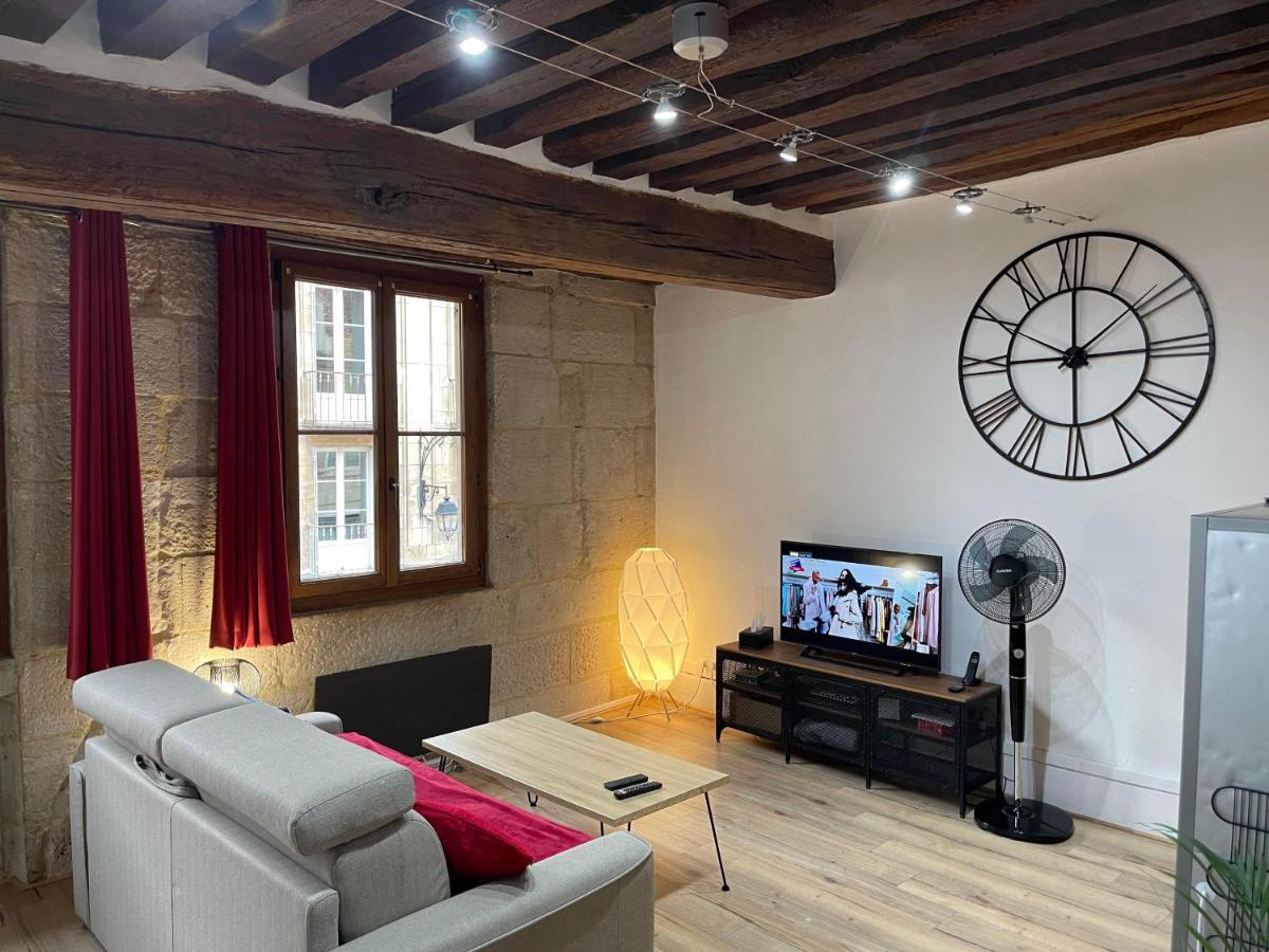 Appartements Chez Delphine Et Guillaume Au Coeur De Semur En Auxois Dış mekan fotoğraf