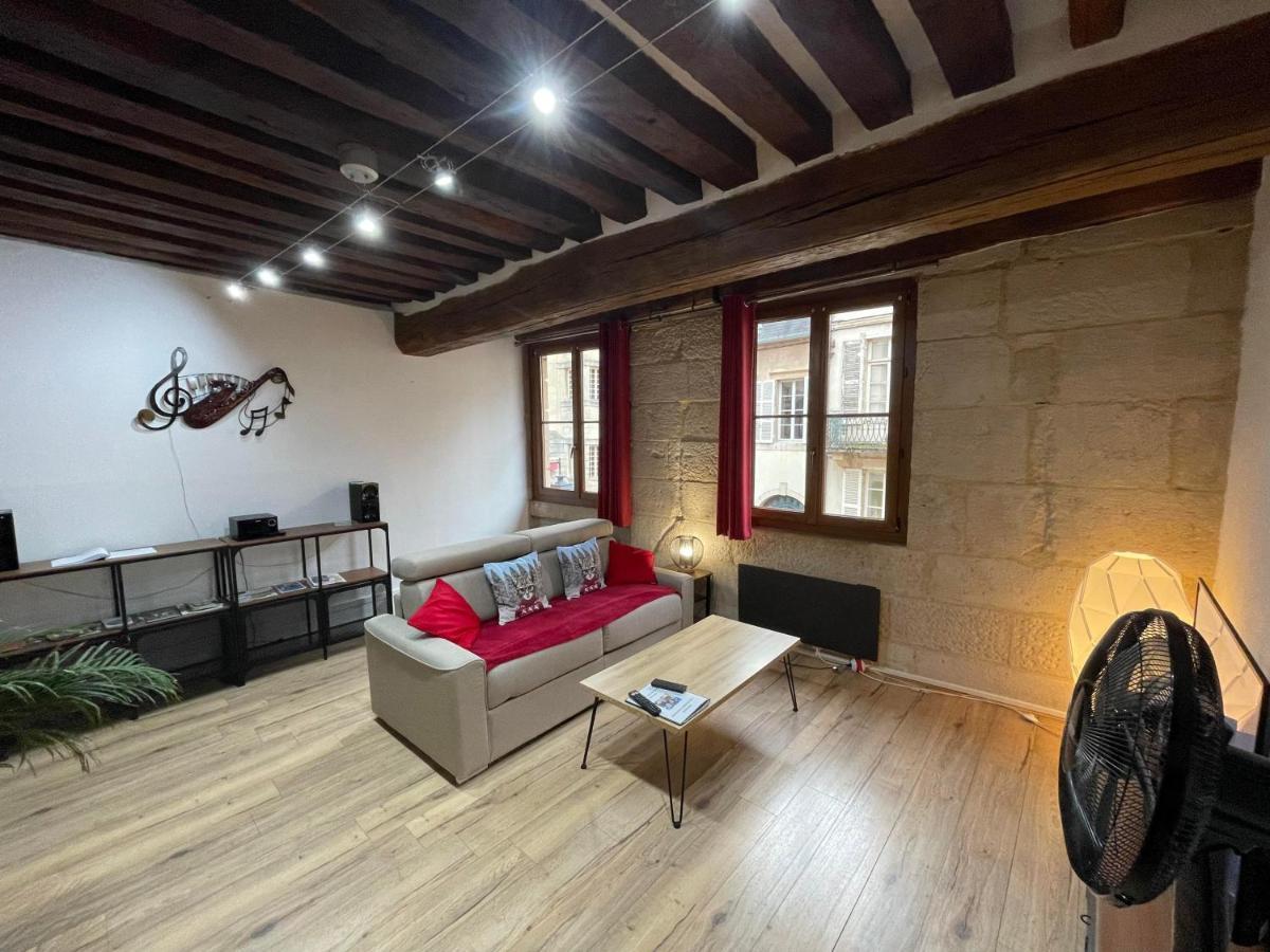 Appartements Chez Delphine Et Guillaume Au Coeur De Semur En Auxois Dış mekan fotoğraf