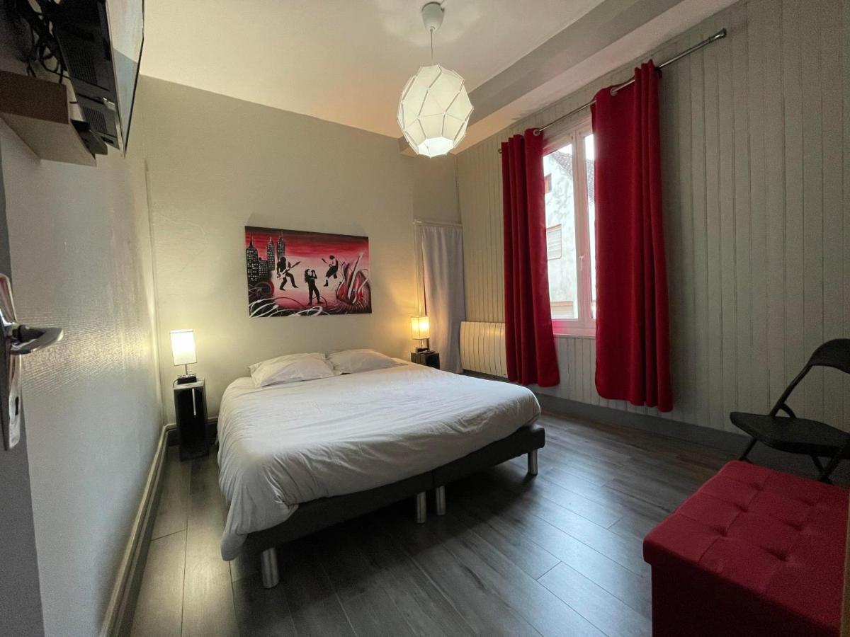 Appartements Chez Delphine Et Guillaume Au Coeur De Semur En Auxois Dış mekan fotoğraf
